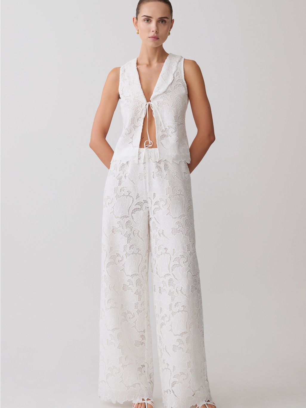 Meshki White Lace Set